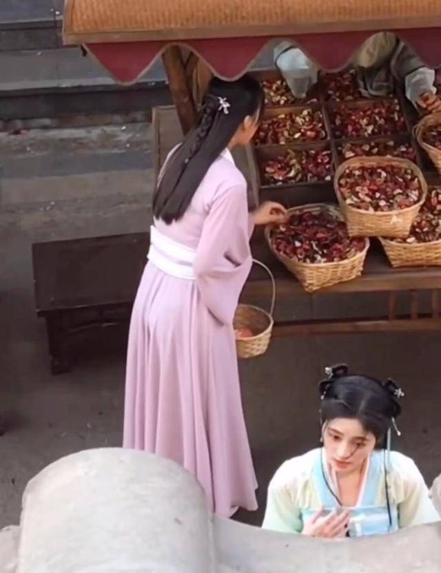 鞠婧祎《如意芳菲》买菜摸良心,情丝领路真爱,傅容做简餐_傅姑娘_姐姐