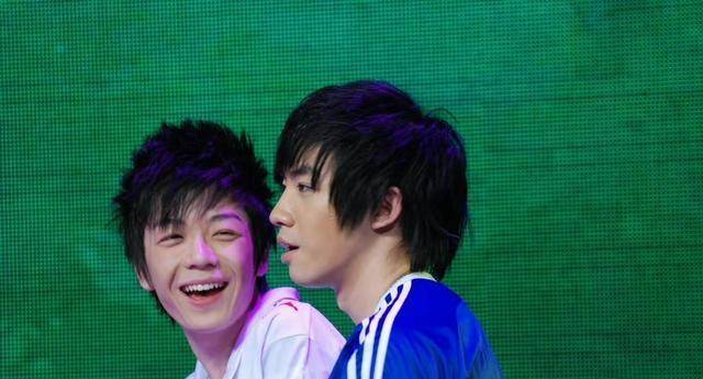 俞灏明王栎鑫将合体录制综艺,两人罕见合作,梦回07快男!