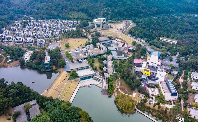 南京浦口四方湖艺术区,设计巧妙,造型奇特,成为了网红打卡地_建筑_湖