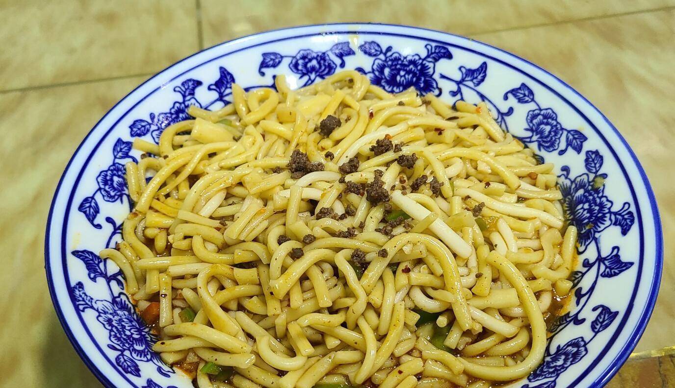 「我们吃面地图」之西北篇:吃面这件事儿,西北人尽力了_兰州_炮仗