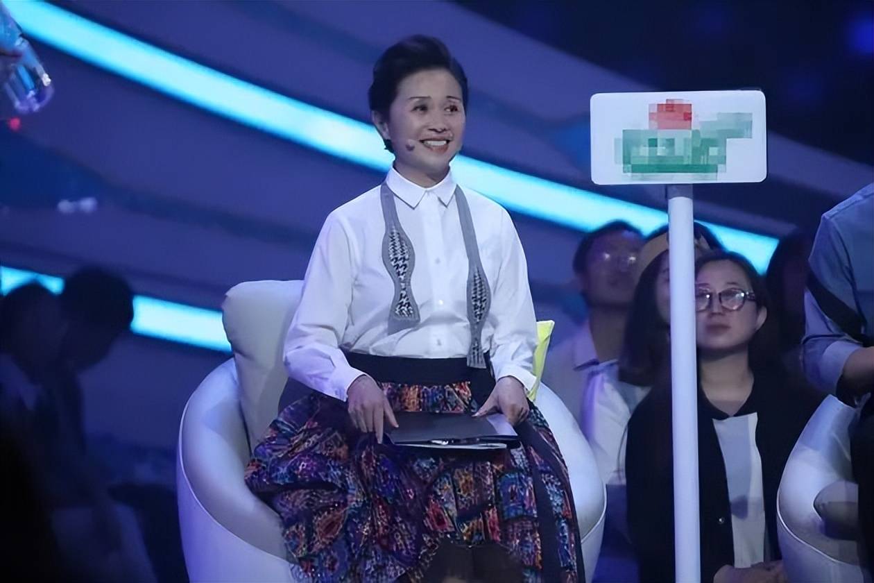 "非诚勿扰"黄菡现状:退居幕后,相夫教女搞学术,气质变化大_主动_爱情