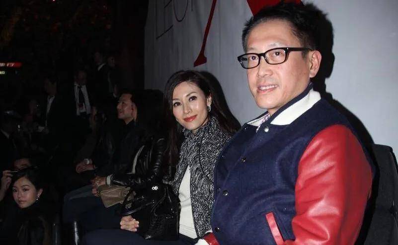 李嘉欣在游艇上与歹徒搏斗连夜获救_许晋亨_徐绮雯_海里