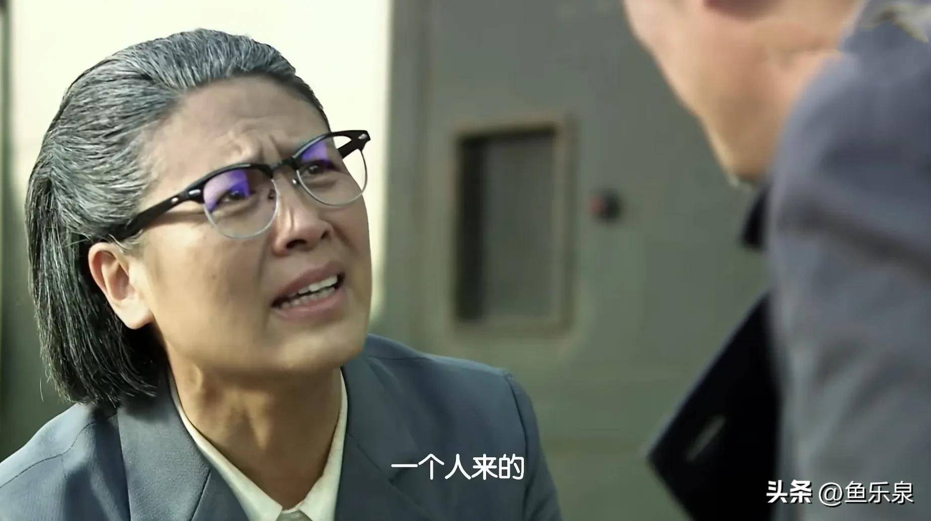 "戏快结束的时候,刘哥坐火车去找他的老首长钱崇文,钱副部长.