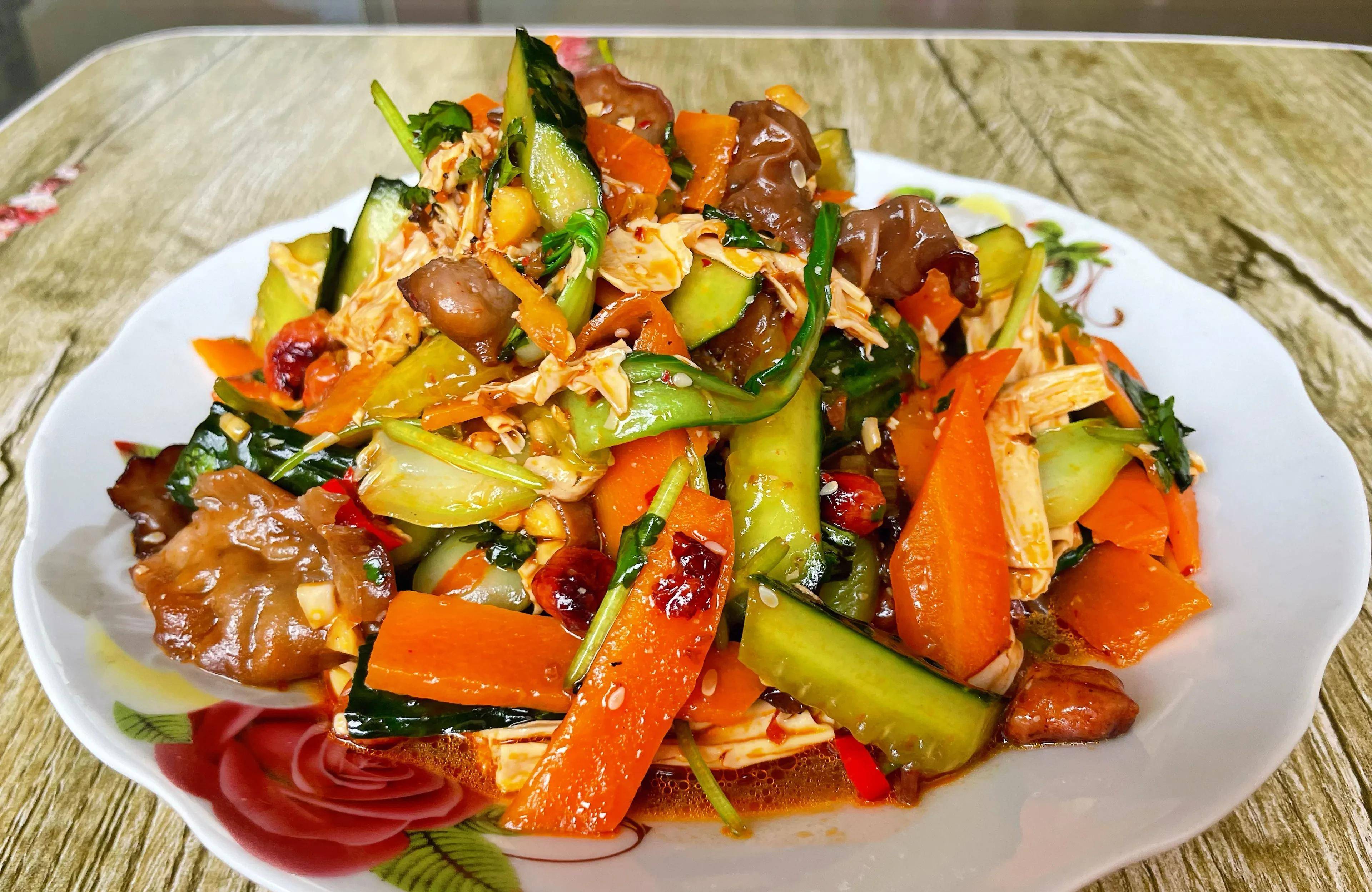 凉菜是夏日必备,吃起来解腻又下胃,你确定不跟我学起来嘛_素什锦_备用