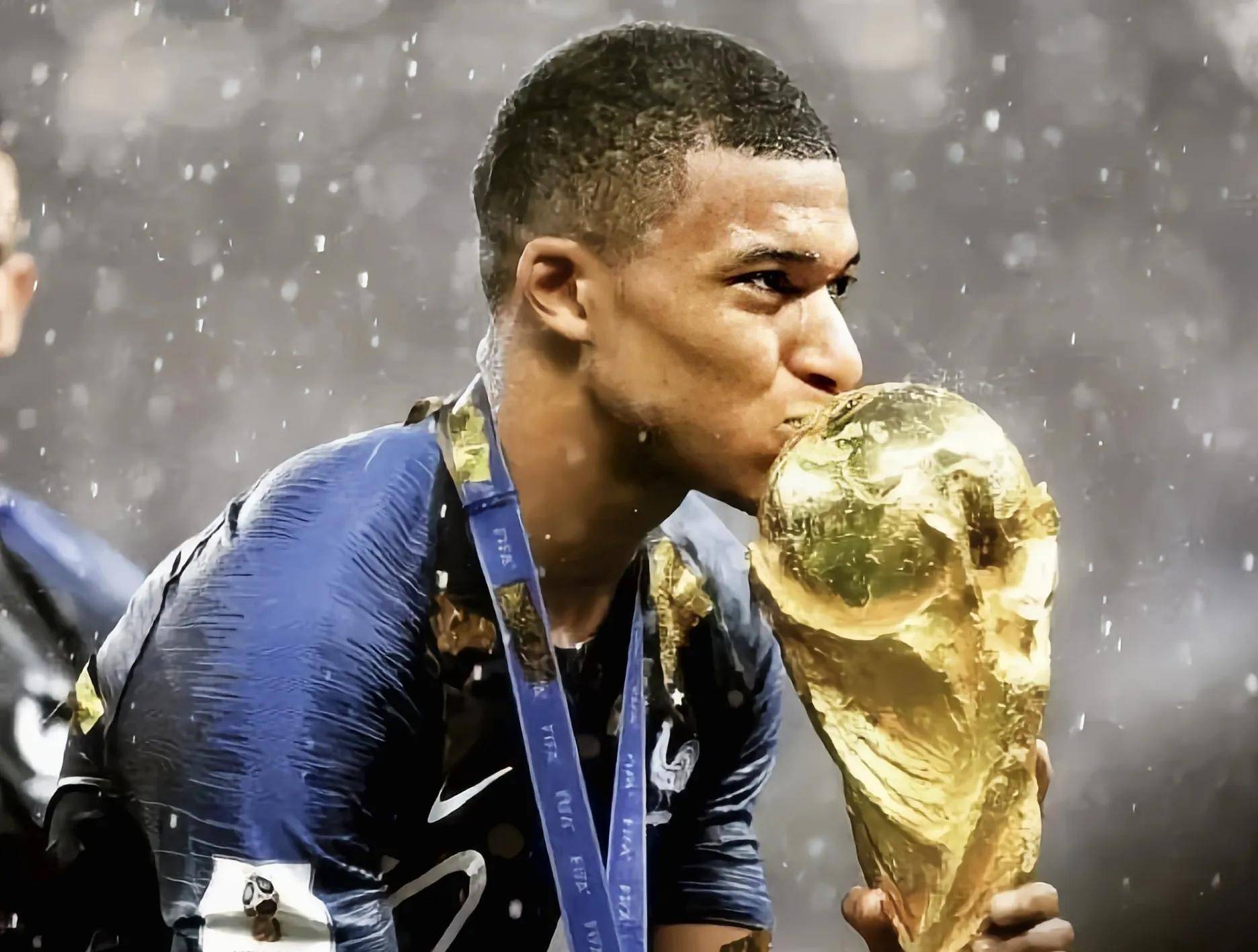 阿根廷夺冠后,梅西将会陷入尴尬境地_姆巴佩_圣日耳曼_法国