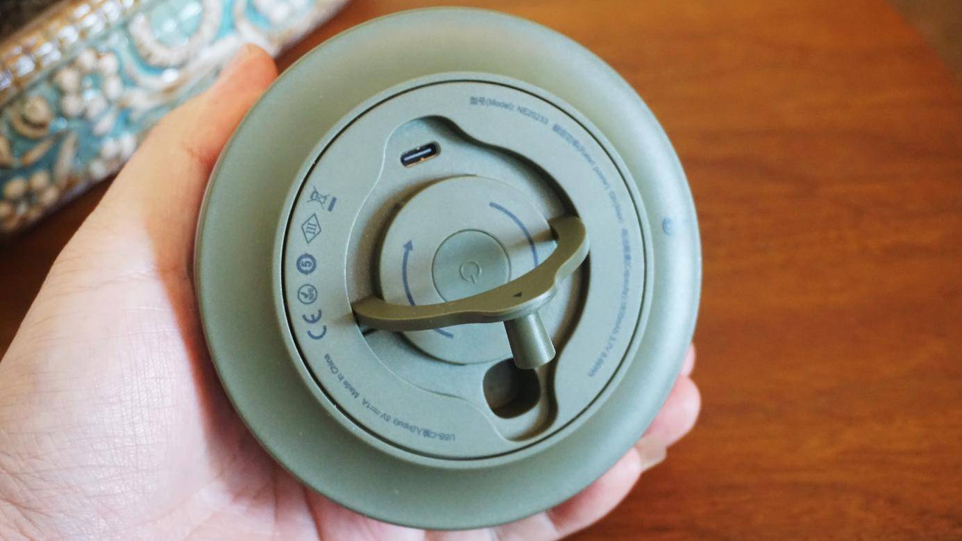 3秒快速收线，纳拓户外星河露营灯，让露营更简单快乐