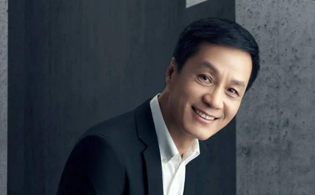 冯远征:演技太好被质疑会家暴,一代人的童年阴影,为何选择丁克_梁丹妮