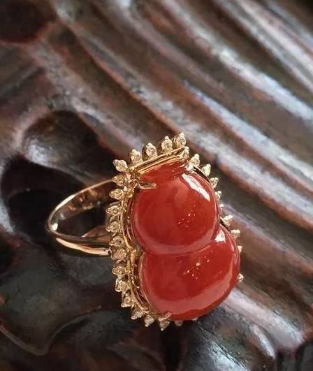 赤色_价格_色彩