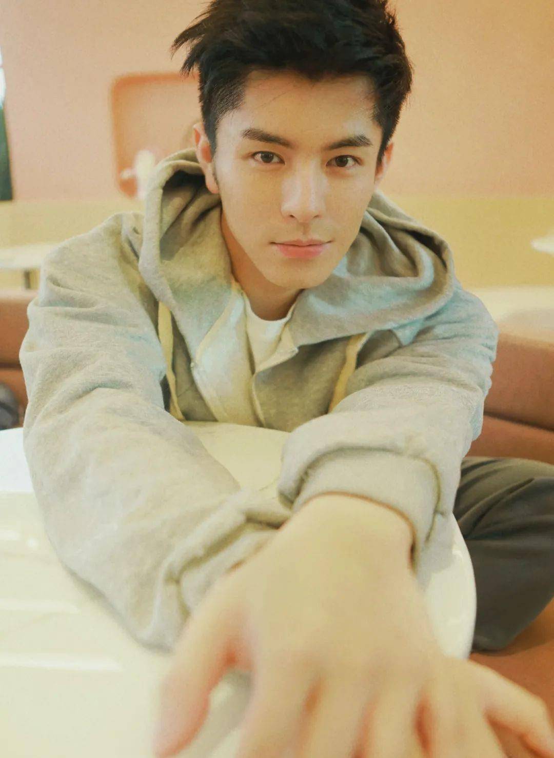 蛇精脸男星换头成校草级男神,这美商堪称鬼斧神工!你觉得可吗?