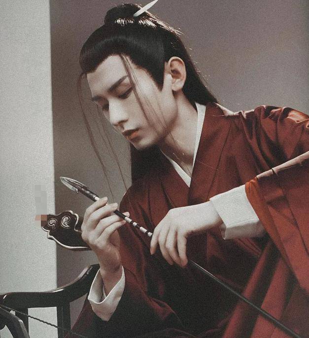 但是和它有竞争关系的芒果电视的发展不可小觑.