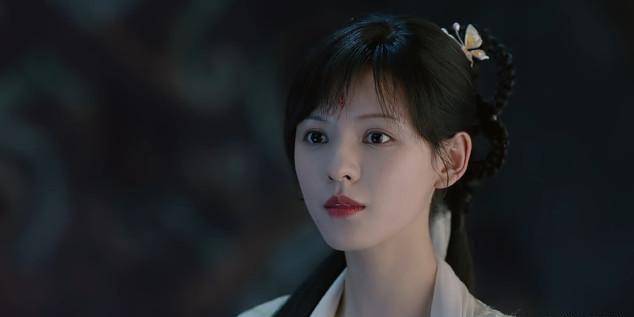 乌童和玲珑在电视剧《琉璃》上有染吗?_灵魂_精神_关系