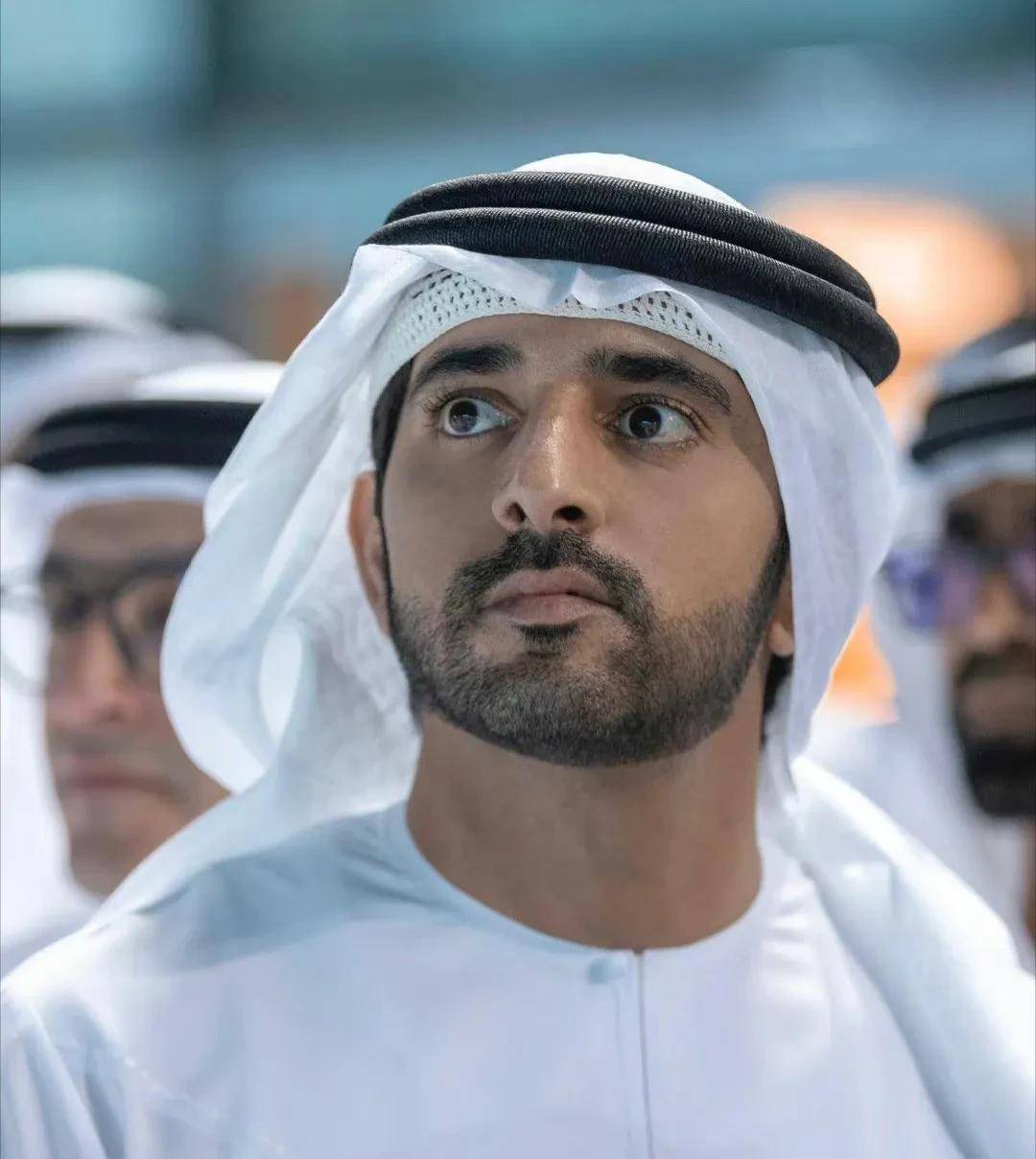 迪拜赛马会再无哈雅身影,谢赫苍老现身,王室为谢克哈隆重庆生_哈曼丹