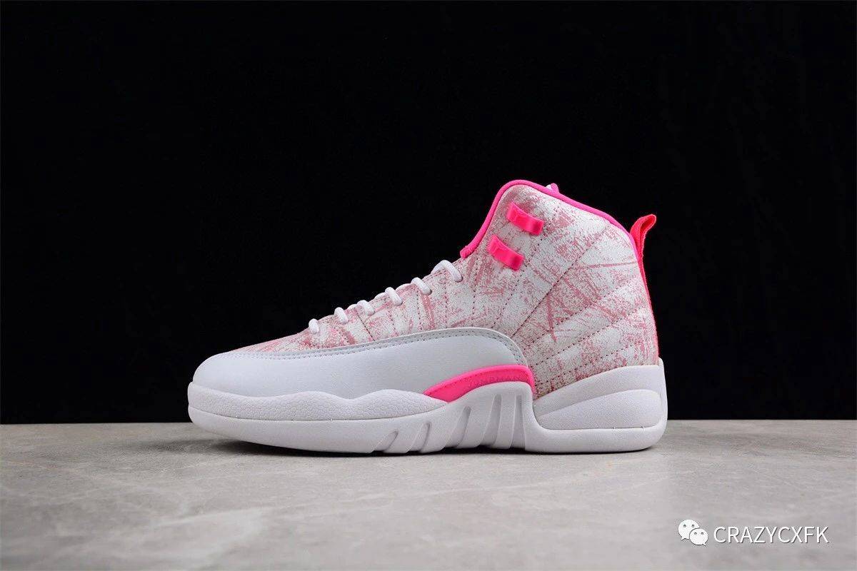 乔丹air jordan 12 retro ice cream arctic punch 樱花粉高帮运动鞋