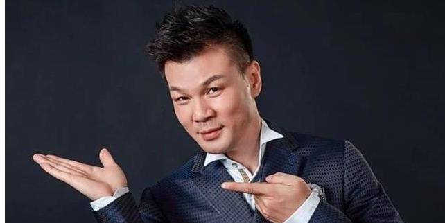 李彬从爆火到销声匿迹,当红时曾让郭德纲做配,现身体情况堪忧_周群