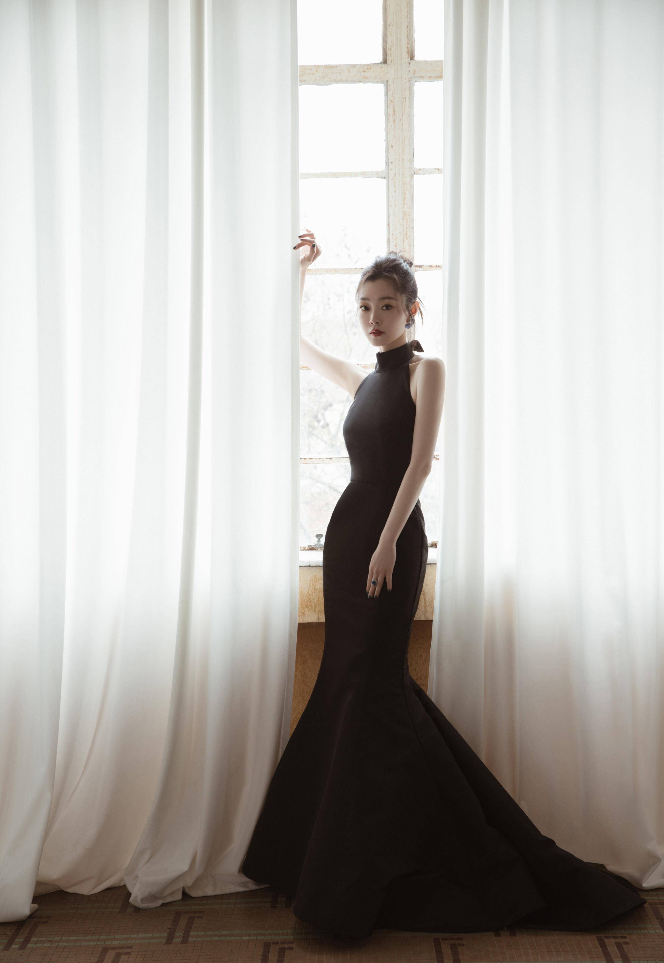 微博之夜,百花齐放,女星争衣,你最喜欢哪一个_连衣裙_黑色_春夏