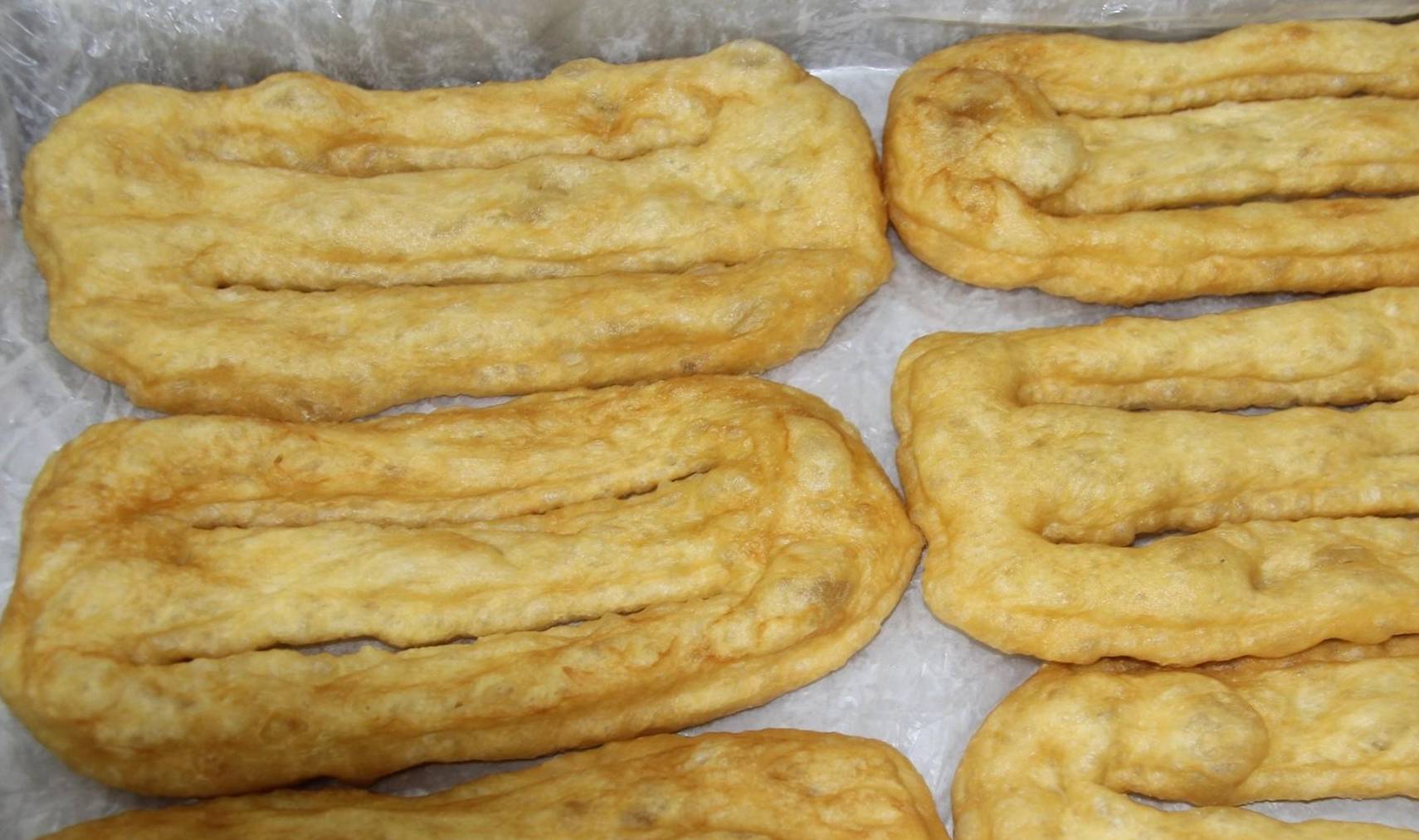 胶东民间过年常吃"面鱼",烟台的大酒店多采用黄县做法_饽饽_掖县_朋友