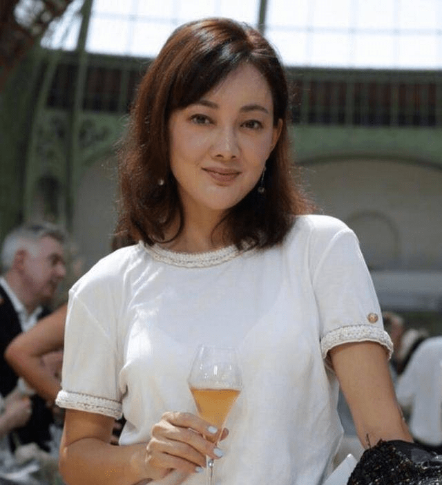 演员牛莉:我这辈子最正确的决定,就是为普通丈夫连生三个孩子_训练