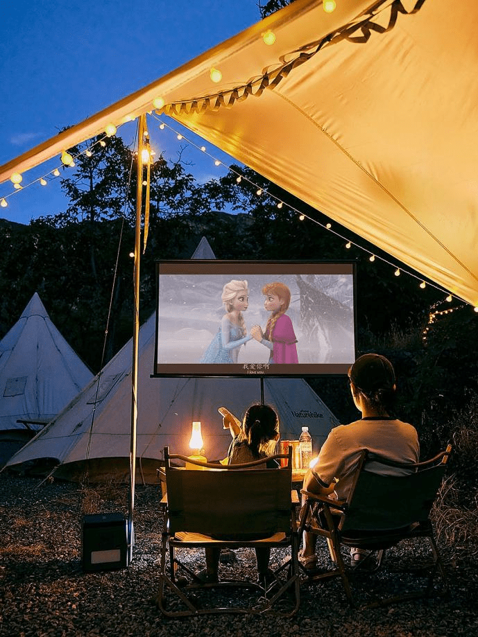 便携投影仪推荐:谁是"露营神奇",3款高性价比投影仪推荐