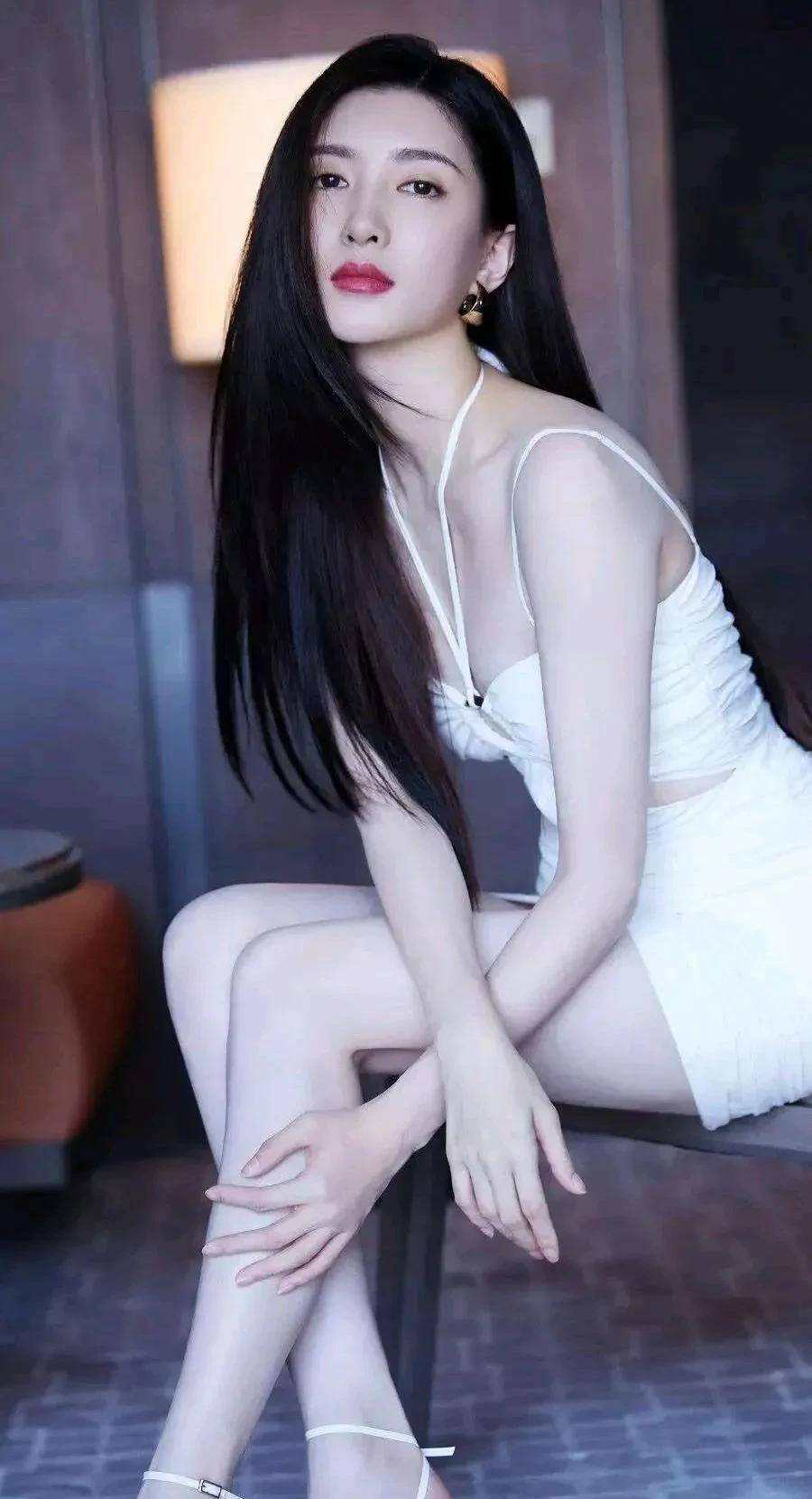 江疏影 