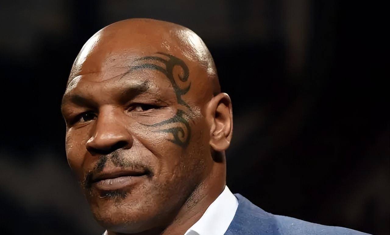 拉里·霍姆斯:以卑鄙的手段赢了拳王公司,最后却被泰森打_比赛_少年