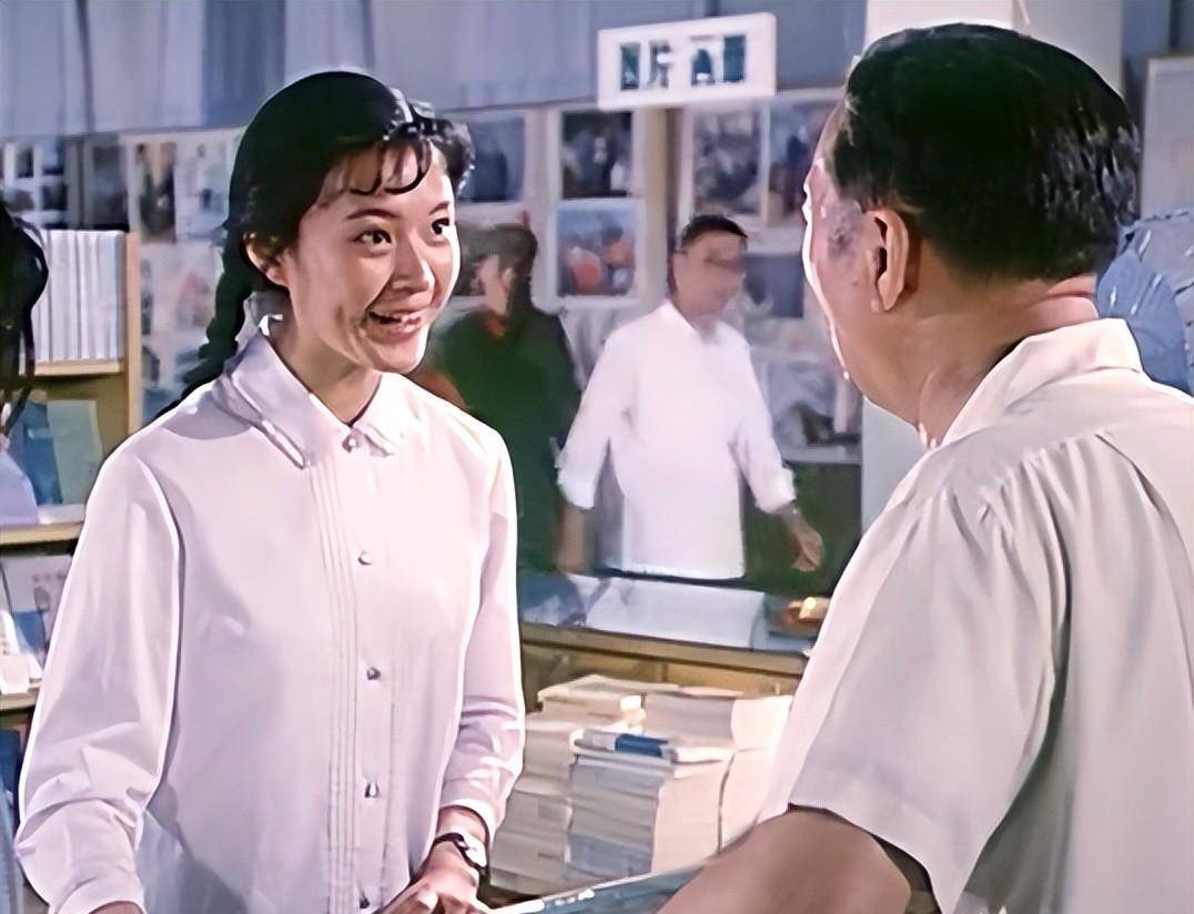 小时候看的老电影(83):《瞧这一家子》_刘晓庆_影片_大家庭