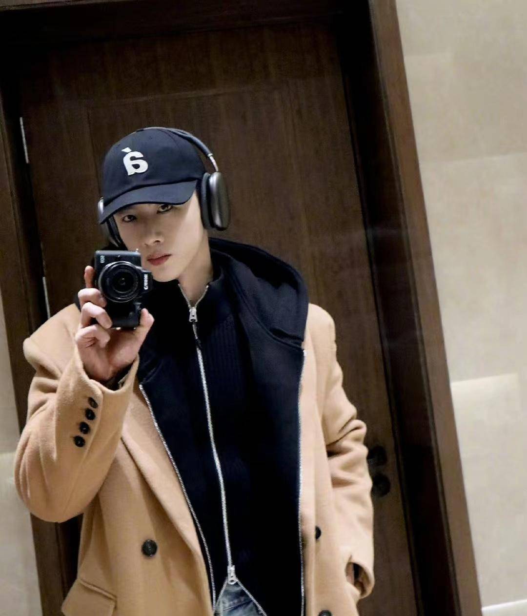 曝白敬亭宋轶已结婚很久,消息疑似来自"圈内"_网友_恋情_父母