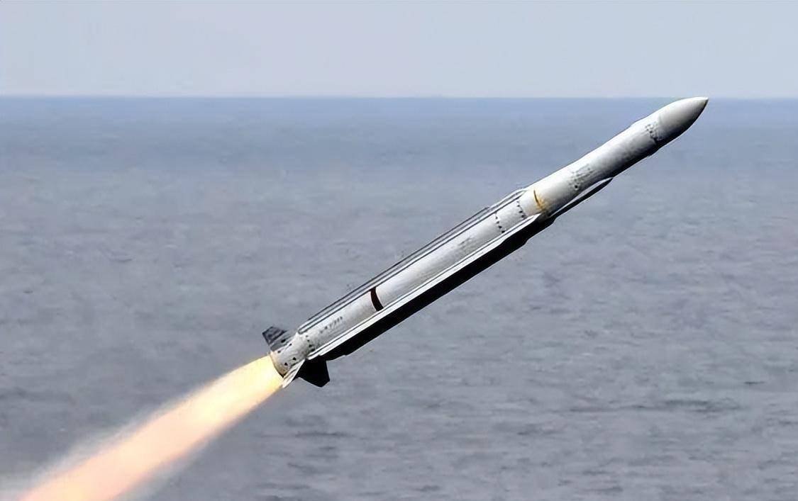 比如在实际应用中,热追踪导弹可以用于攻击空中目标.