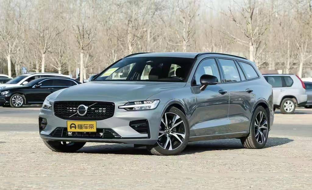 沃尔沃v60 b5乐享版正式上市,售34.