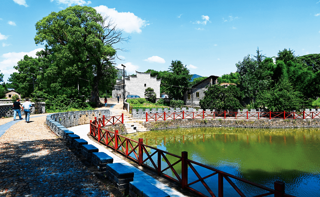富田古镇位于吉安市青原区,一座拥有1800多年历史的古镇.
