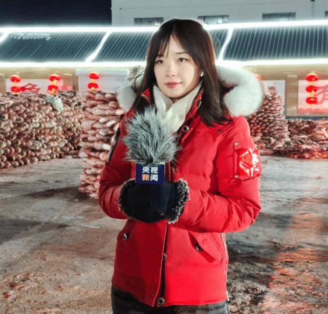 从王姐姐的动态我们可以看出,她每个阶段很忙,参与外景拍摄和出镜工作