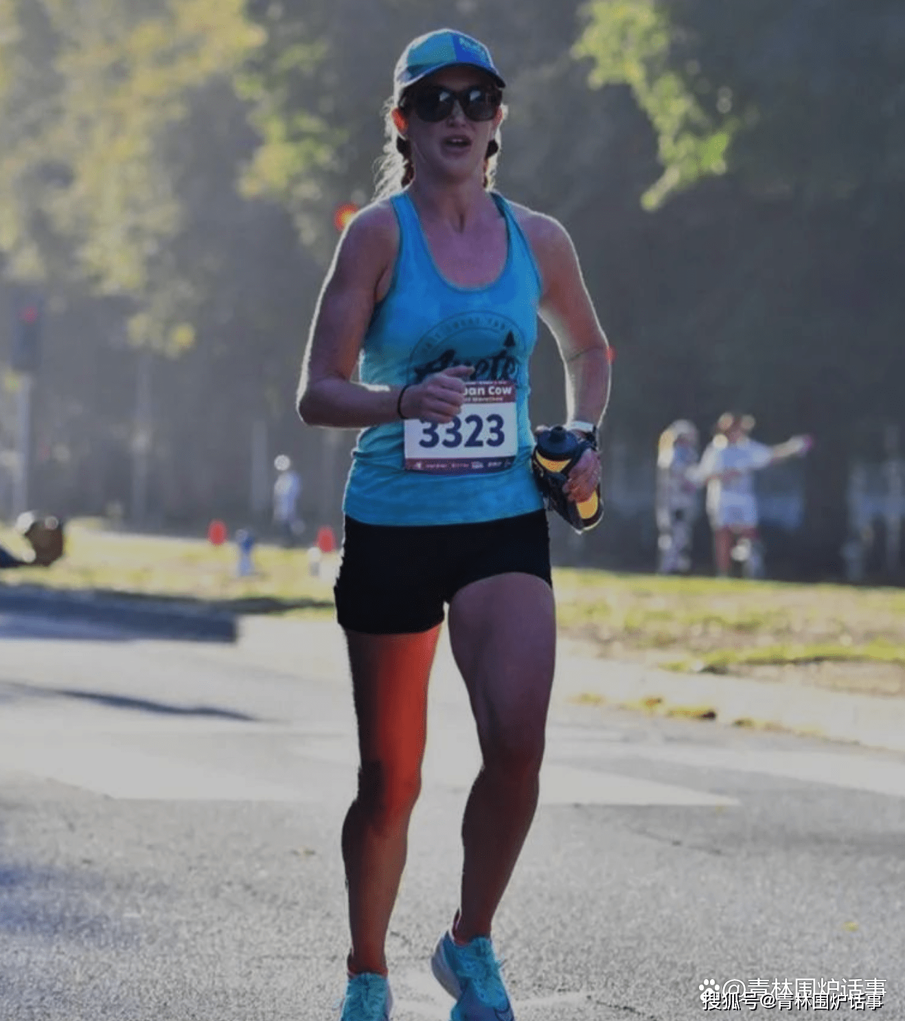 女子参加马拉松半路拉肚子,边跑边拉刷新个人比赛记录_tamara_成绩
