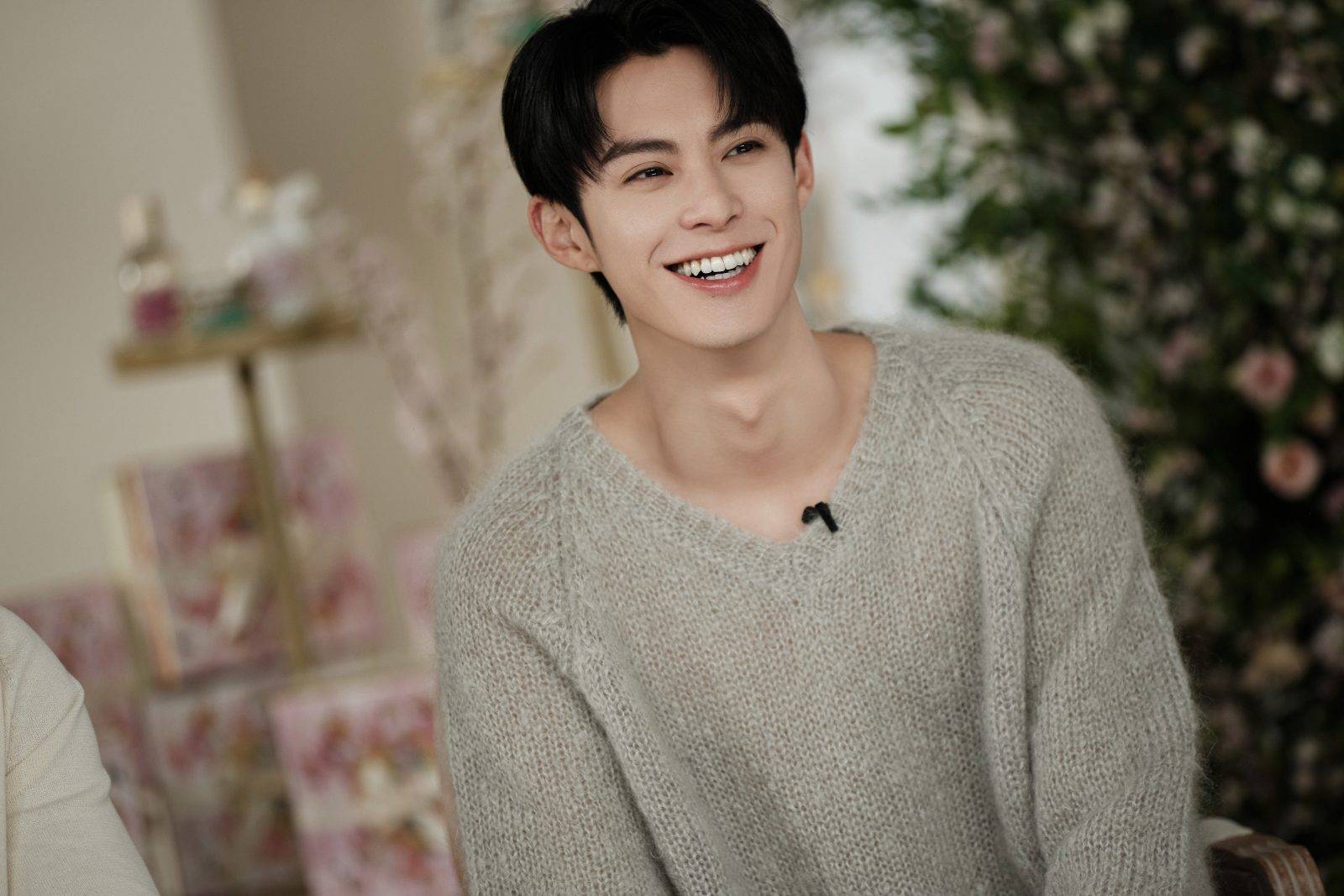 盘点8位拥有「性感喉结」的男艺人_井柏然_魅力_女生