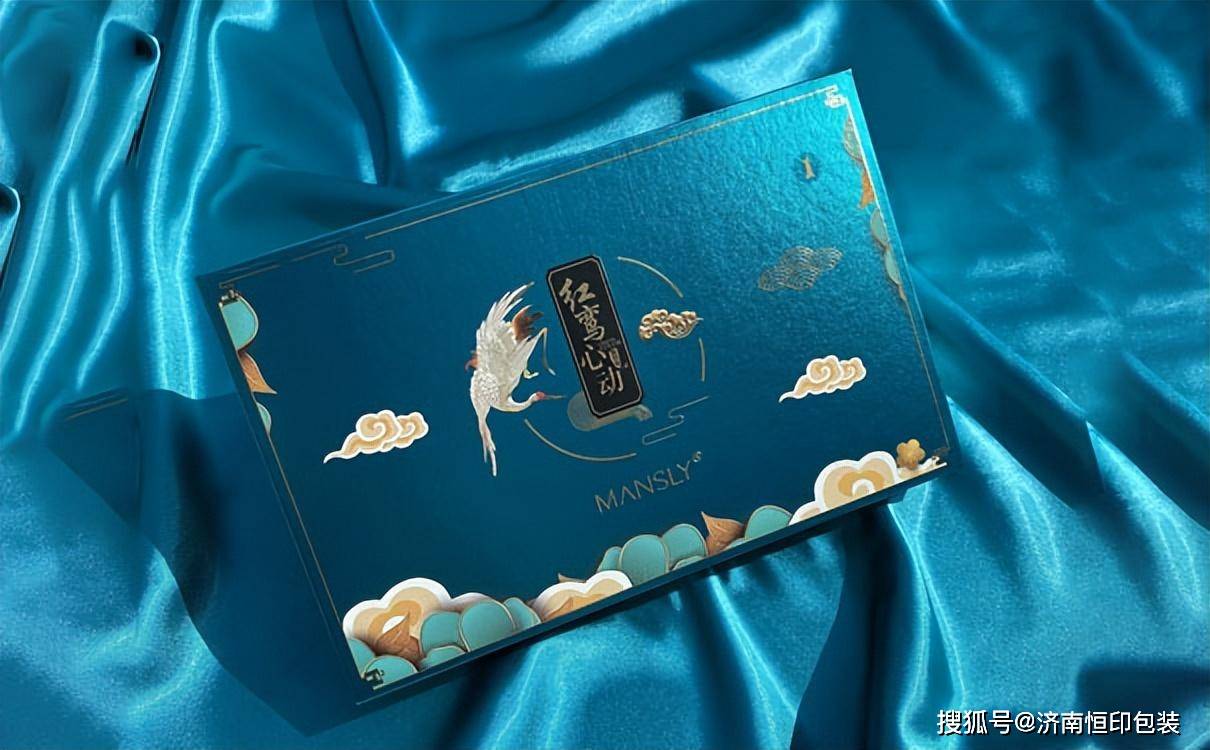 别人都开始做礼品包装盒了,你还不做吗?_爱国热情_人们_国潮风