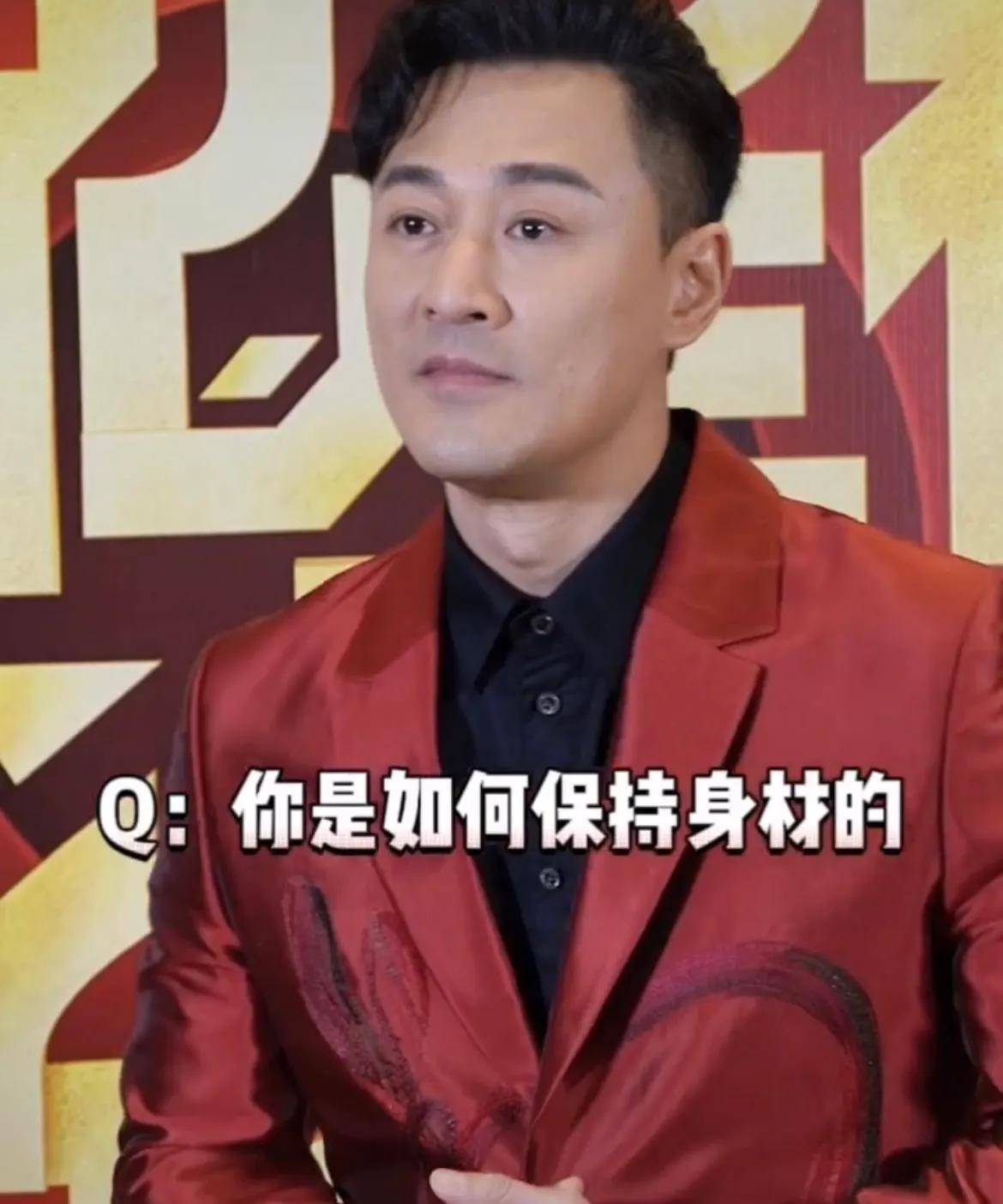 林峯受访透露女儿在深圳出生,提到格格满脸幸福藏不住,十足女儿奴_张