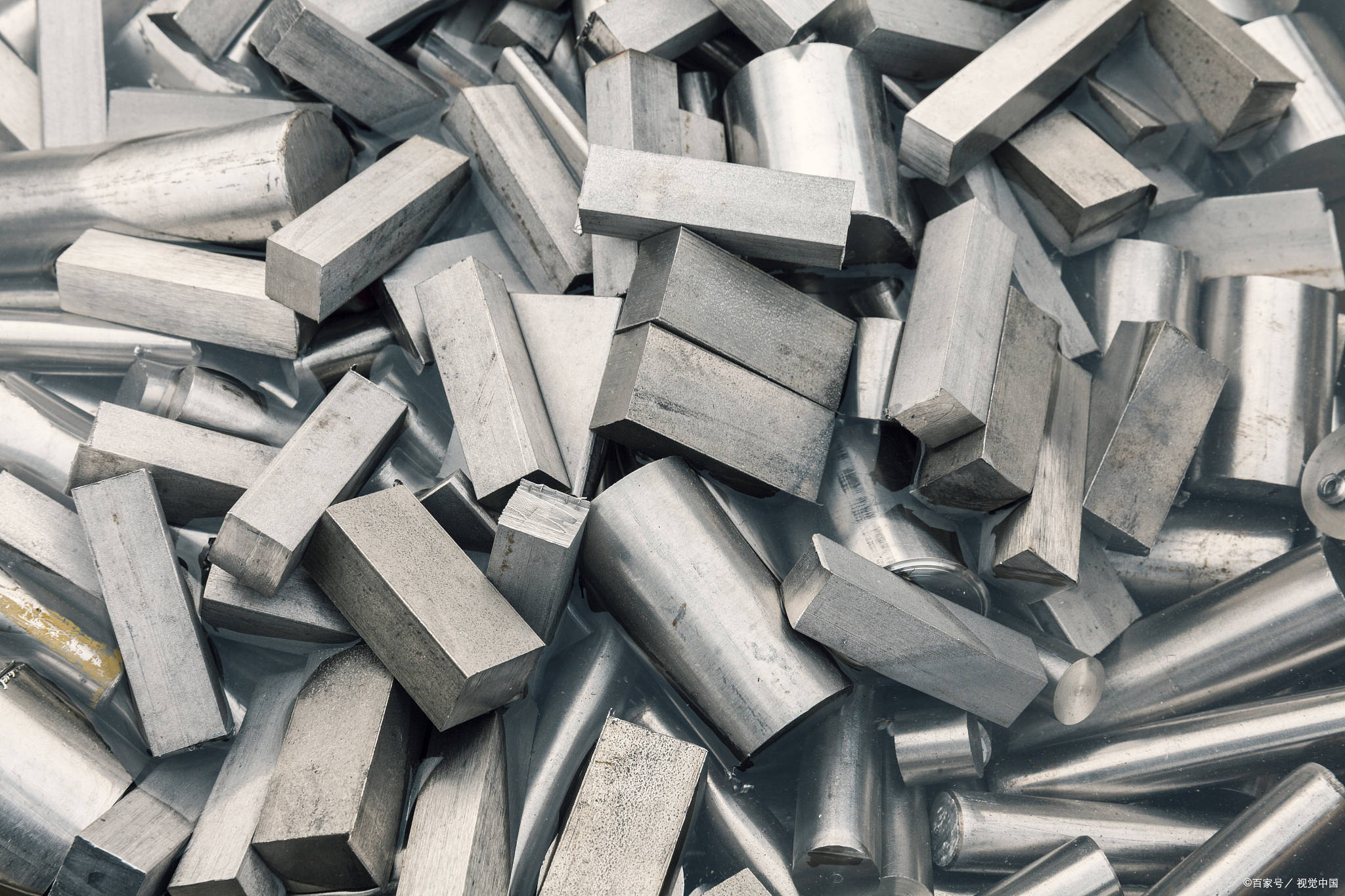 供应紧张缓解,铅价震荡偏弱_炼厂_淡季_企业