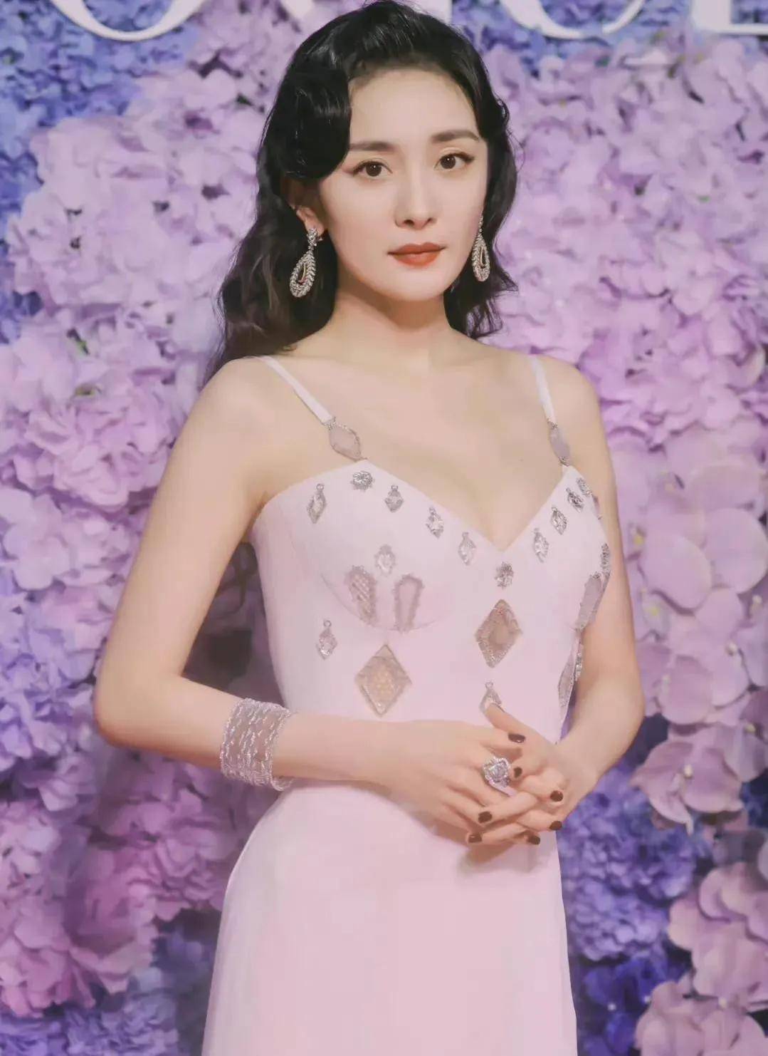 杨幂原来的体态现在也得到