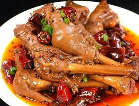 大厨详细分享羊蹄的清真和大众两种做法,学会想怎么吃就怎么做_白水