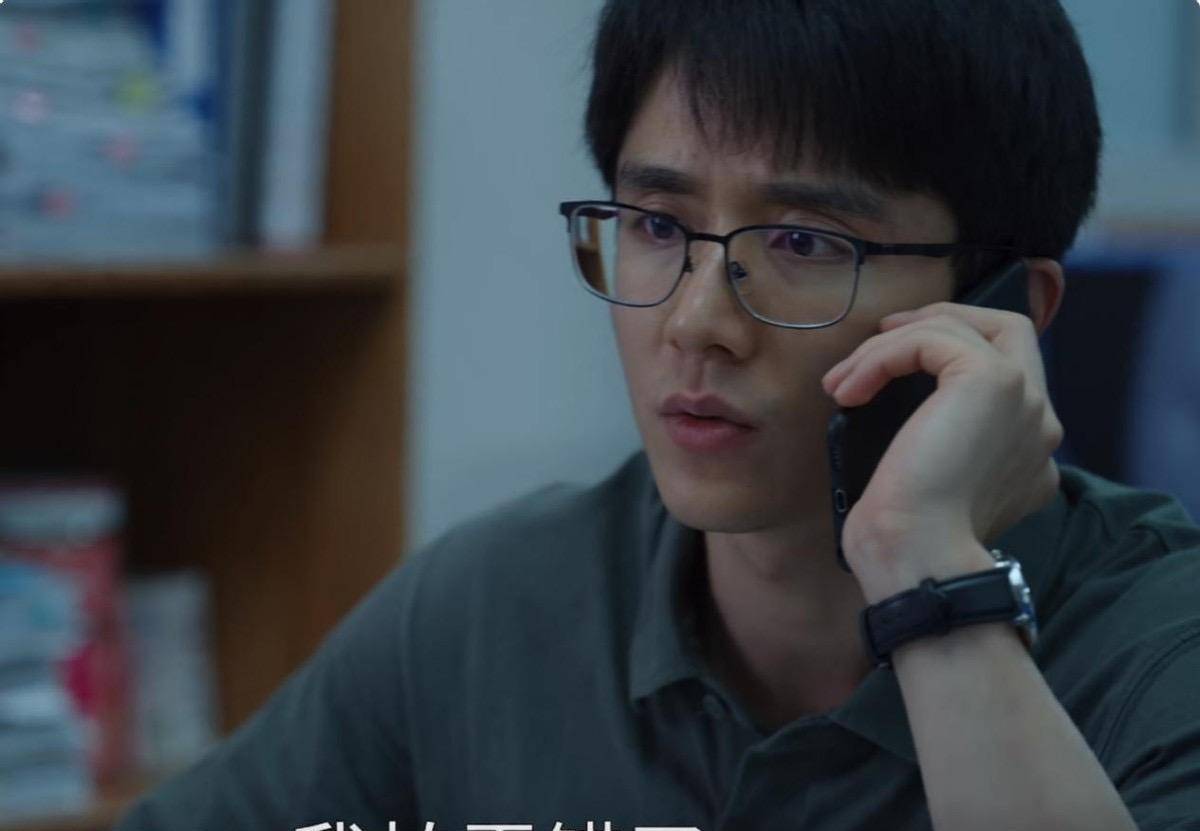 新成《艰难的制造》开机,搭档宋祖儿,《欢乐颂》同款班底_阳光_白敬亭