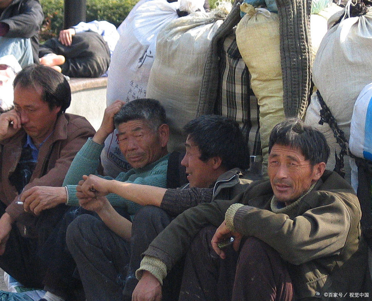 九十年代下岗潮,数千万下岗工人去了哪里?_社会_生活_保障
