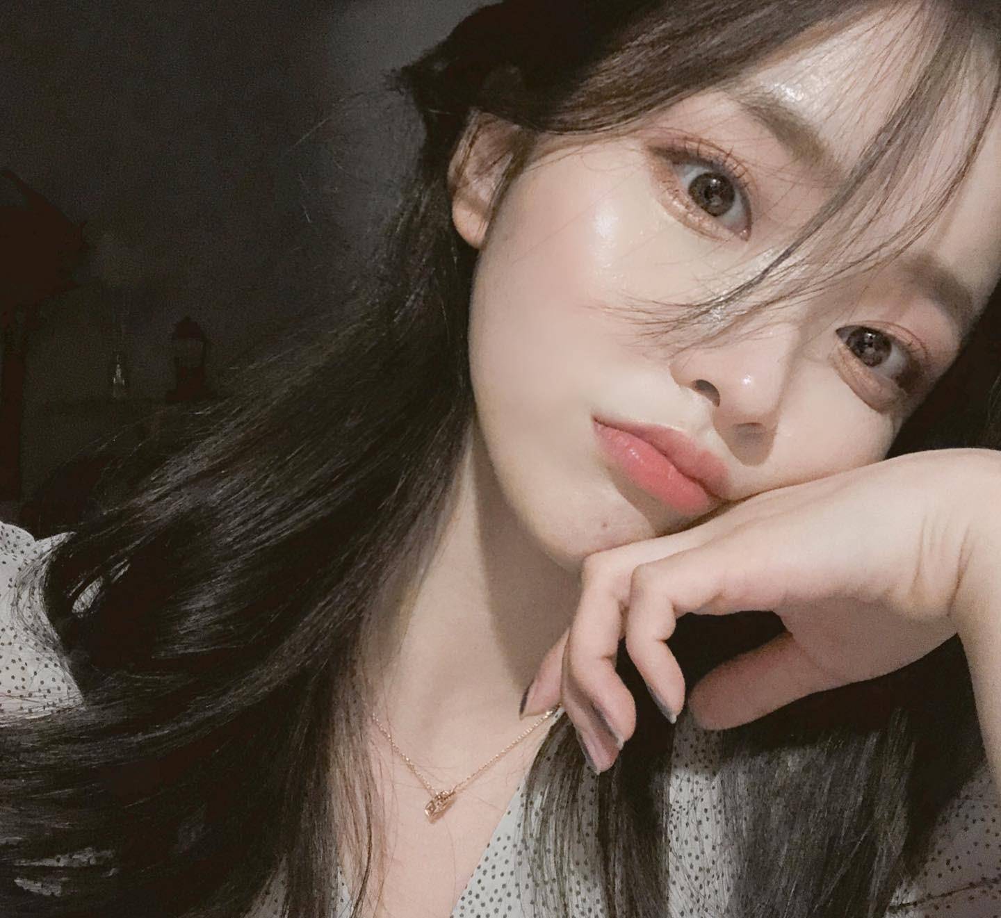 韩国人气网红模特knhs2美照赏!_金娜_微博_hee