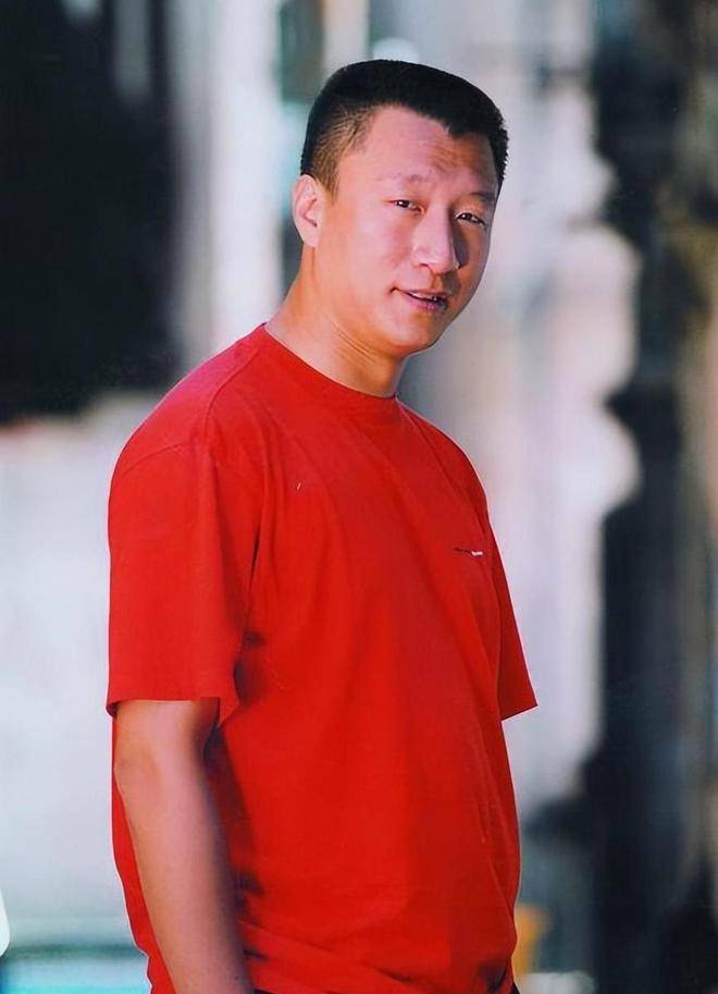 孙红雷前男友丁嘉丽的辛酸往事为爱跪两次,流产四次_婚姻_爱情_生活