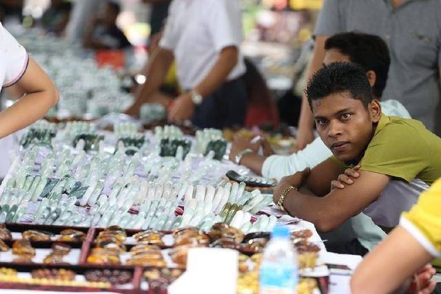 日本支持买卖同罪,阿富汗的人贩子下场最惨_美国_儿童_拐卖人口