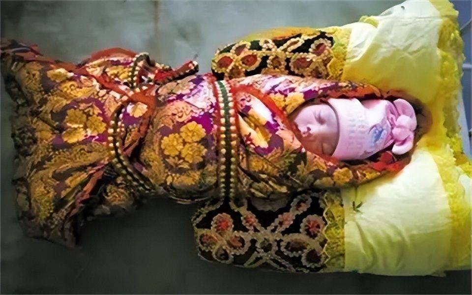 穷书生拯救弃婴,城隍爷为他改相换运_老和尚_宁波_文昌帝