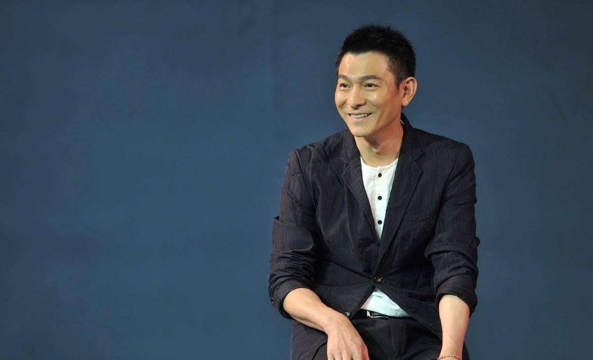 生活中的刘德华:好丈夫,好父亲_演艺圈_责任_成就