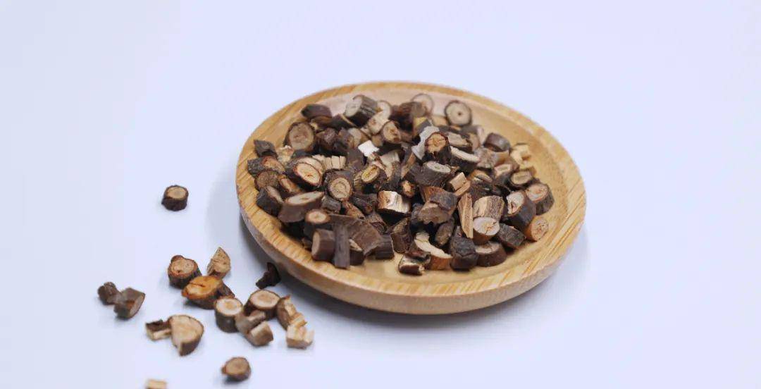 但是后世医家常用的奔豚汤,还是以张仲景的原方为基础,不过对于医圣张