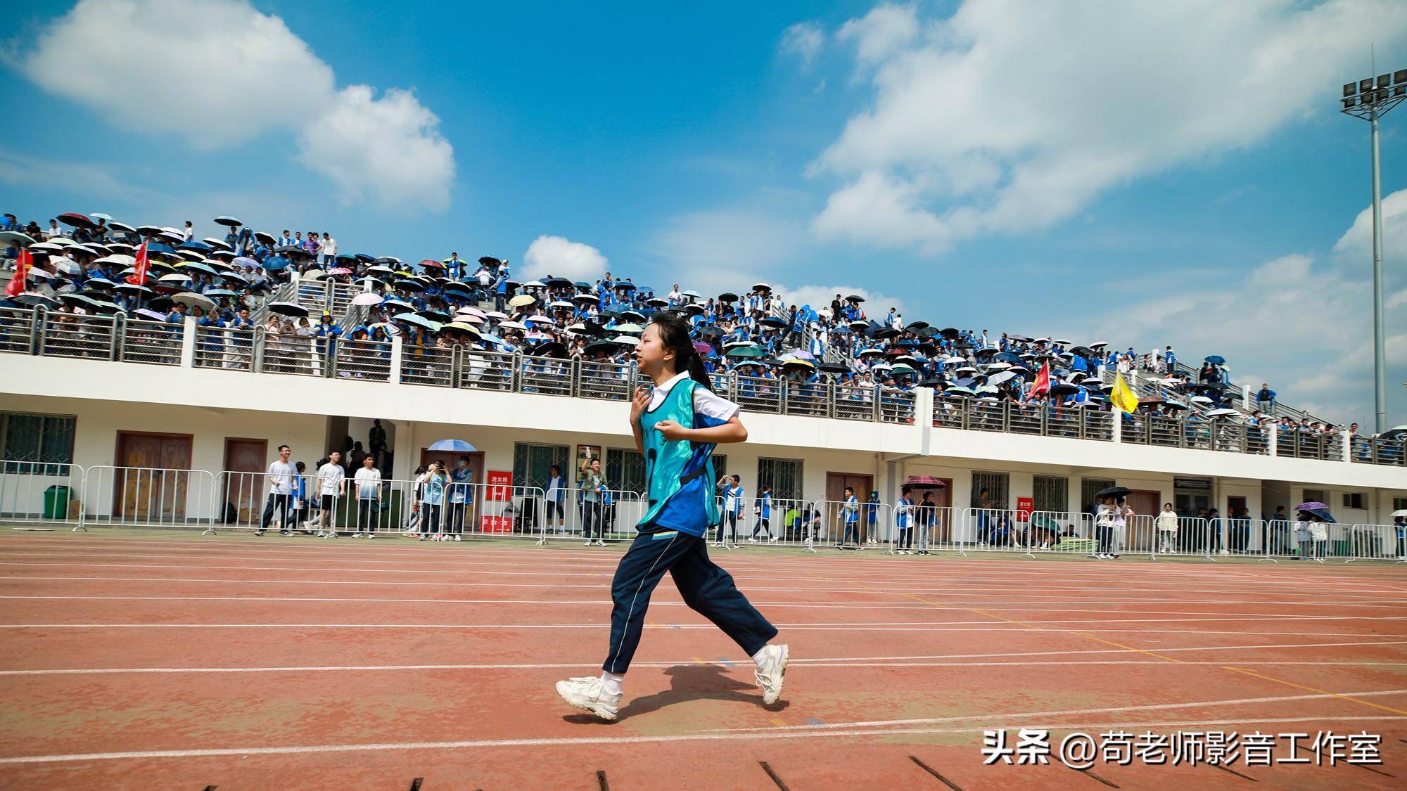 苍溪中学校服图片图片