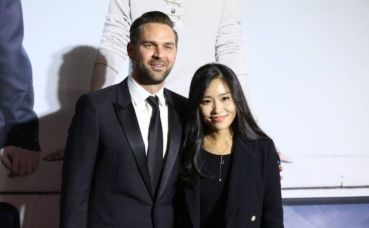 张艺谋也抓狂:女儿张末和后妈的恩怨,以及2次嫁给外国人的始末_巩俐