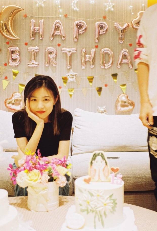 汪峰大女儿小苹果秀劲歌热舞,身材气质能与继母章子怡媲美_影响_爸爸