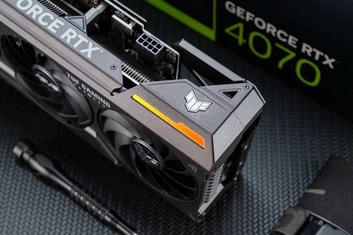 2k/100帧畅玩高画质光追大作 华硕tuf gaming rtx 4070 oc显卡测评