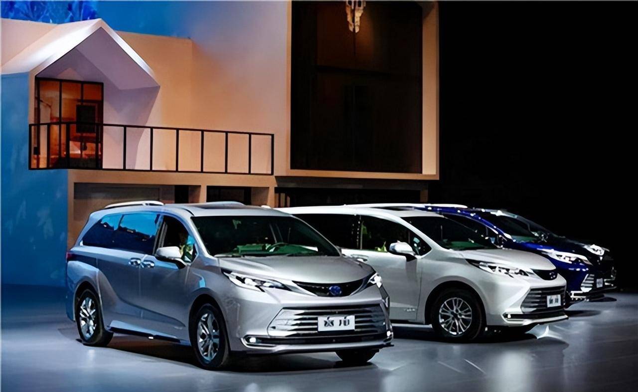 日本豪门联姻:丰田家族第五代"太子爷"迎娶日本的"小赫本"_搜狐汽车